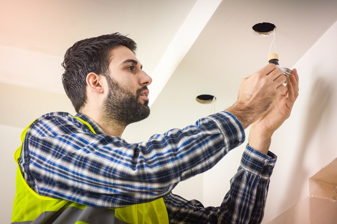 an inspection discovering lightbulbs are missing